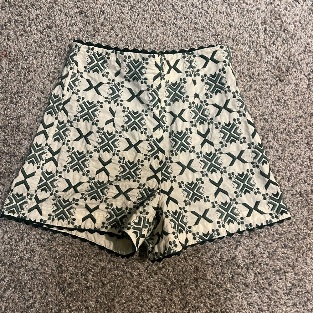 Embroidered shorts